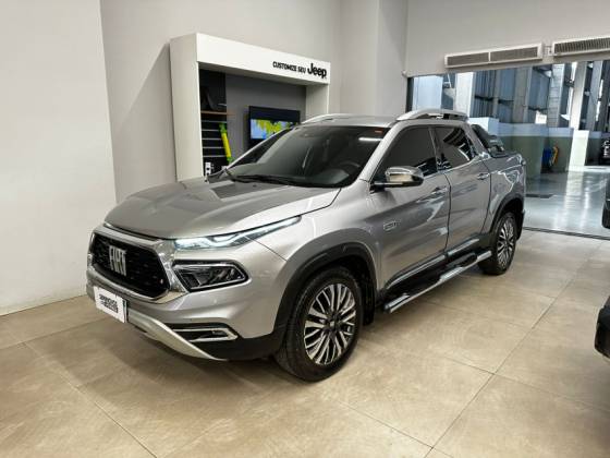 FIAT TORO 2.0 16V TURBO DIESEL RANCH 4WD AT9 FIAT TORO 2.0 16V TURBO DIESEL RANCH 4WD AT9